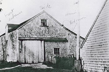 The side view of the barn at 8 Howard Street, which later became the house known as Greater Light.
