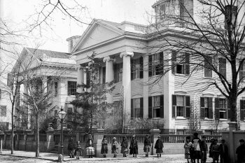 Hadwen House, ca. 1870, photographer Charles H. Shute & Son
